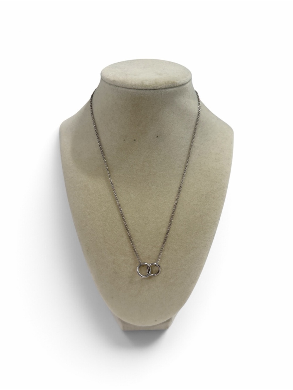 Pt950 Solid Platinum Interlocking Double Ring Pendant Necklace Japan